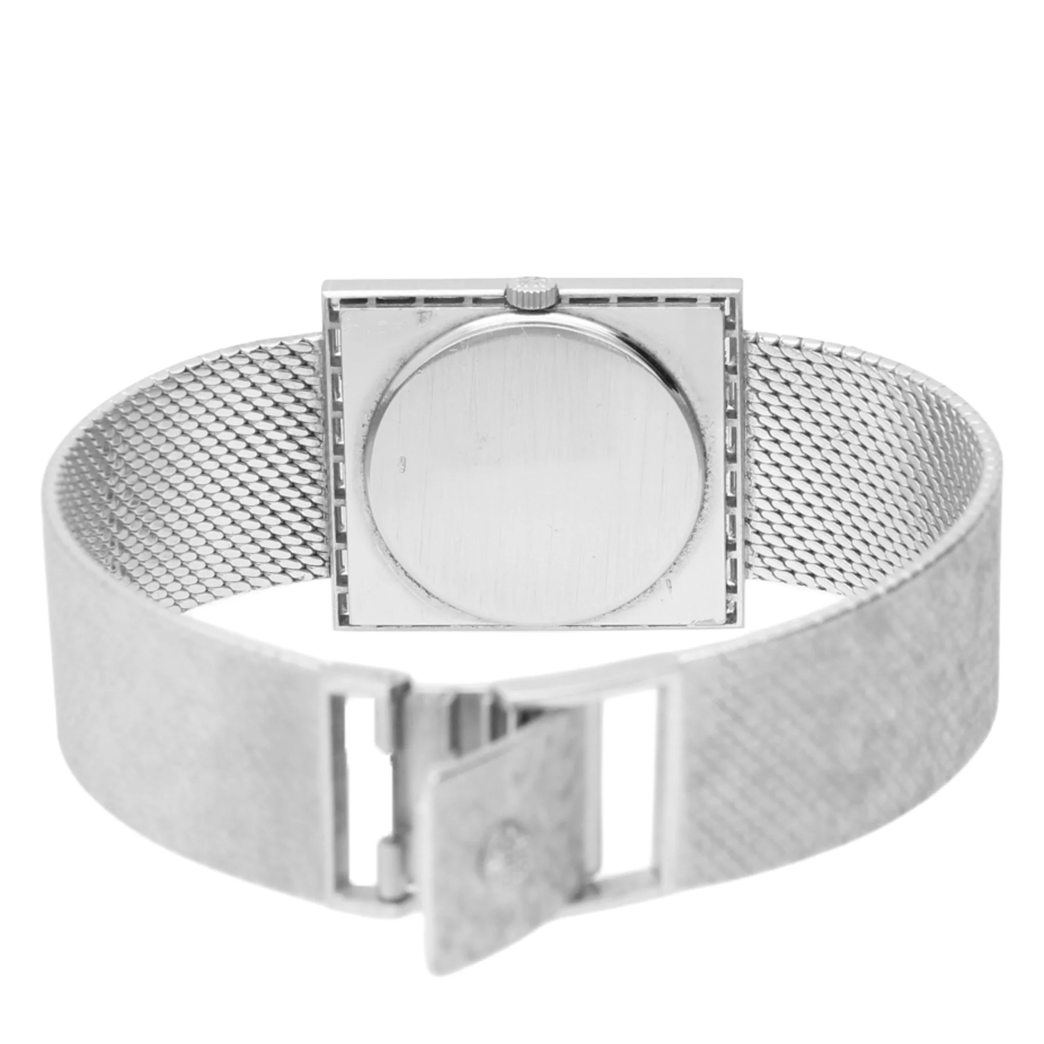 18ct white gold Patek Philippe ref. 3540/2 bracelet watch with baguette diamond set bezel, retailed by GÜBELIN. Made 1975 - Image 4