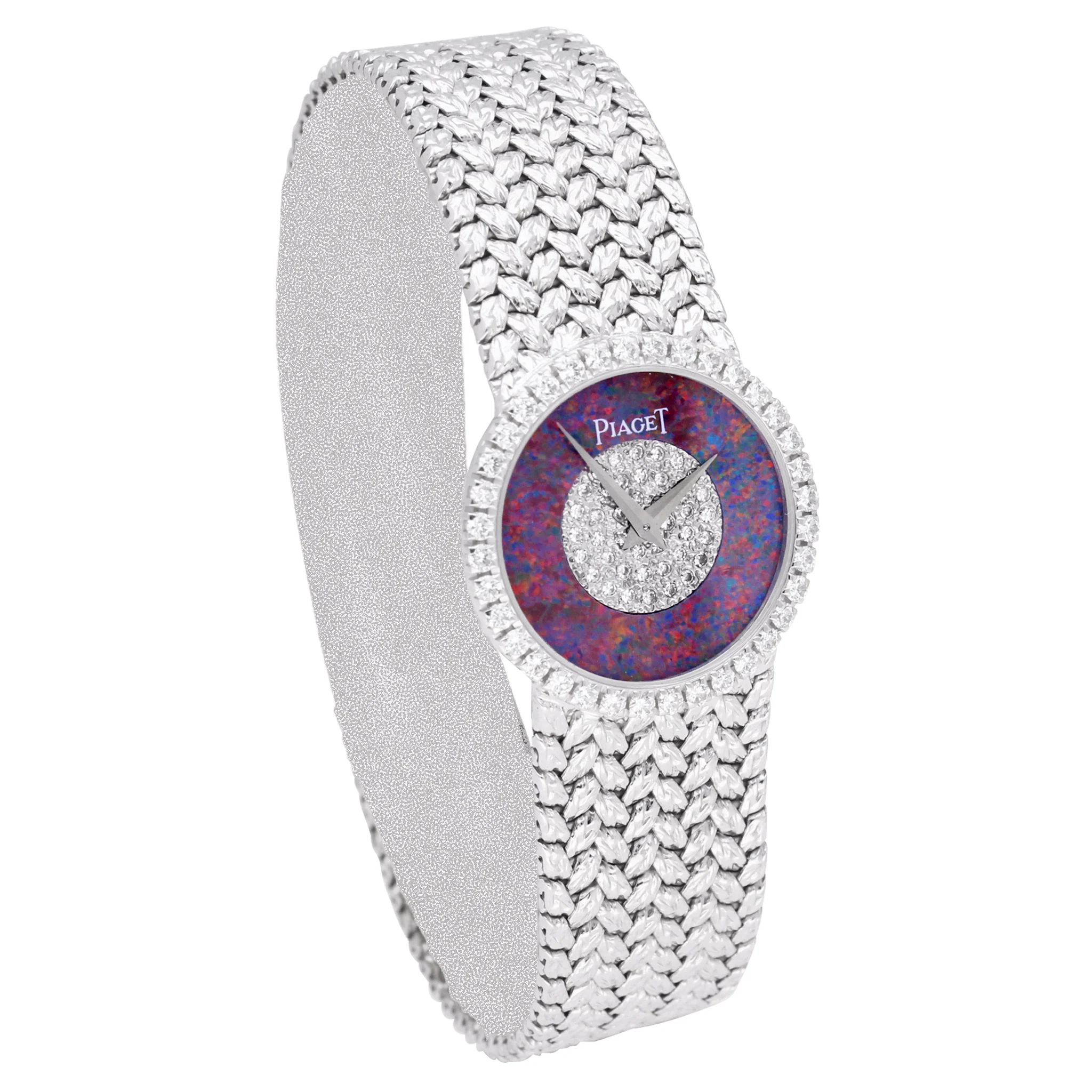 18ct white gold Piaget ref. 9706 bracelet watch with opal and pavé diamond set dial. Made 1970's - Image 3